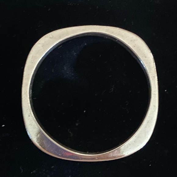 Tiffany Lovers! Similar Shape Shiny Vintage, Fabulous SS Rounded Square Bangle! - Picture 2 of 5